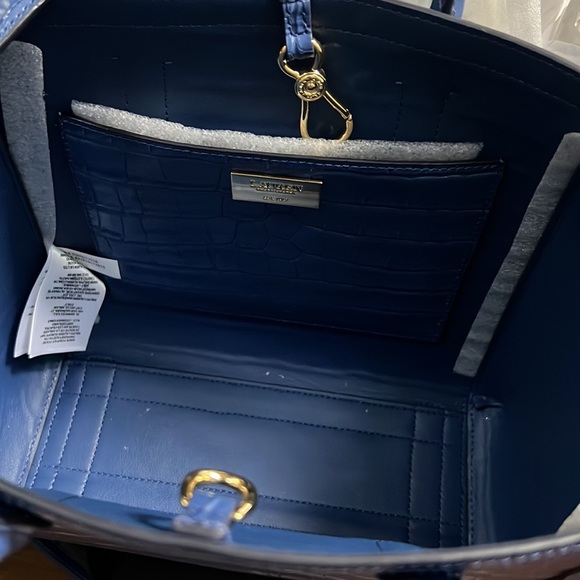 Lauren Ralph Lauren Tyler Croc Embossed Leather Tote Bag - Picture 10 of 15